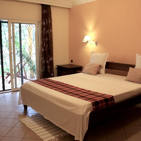 Ar Sun Hotel Antsiranana Екстериор снимка