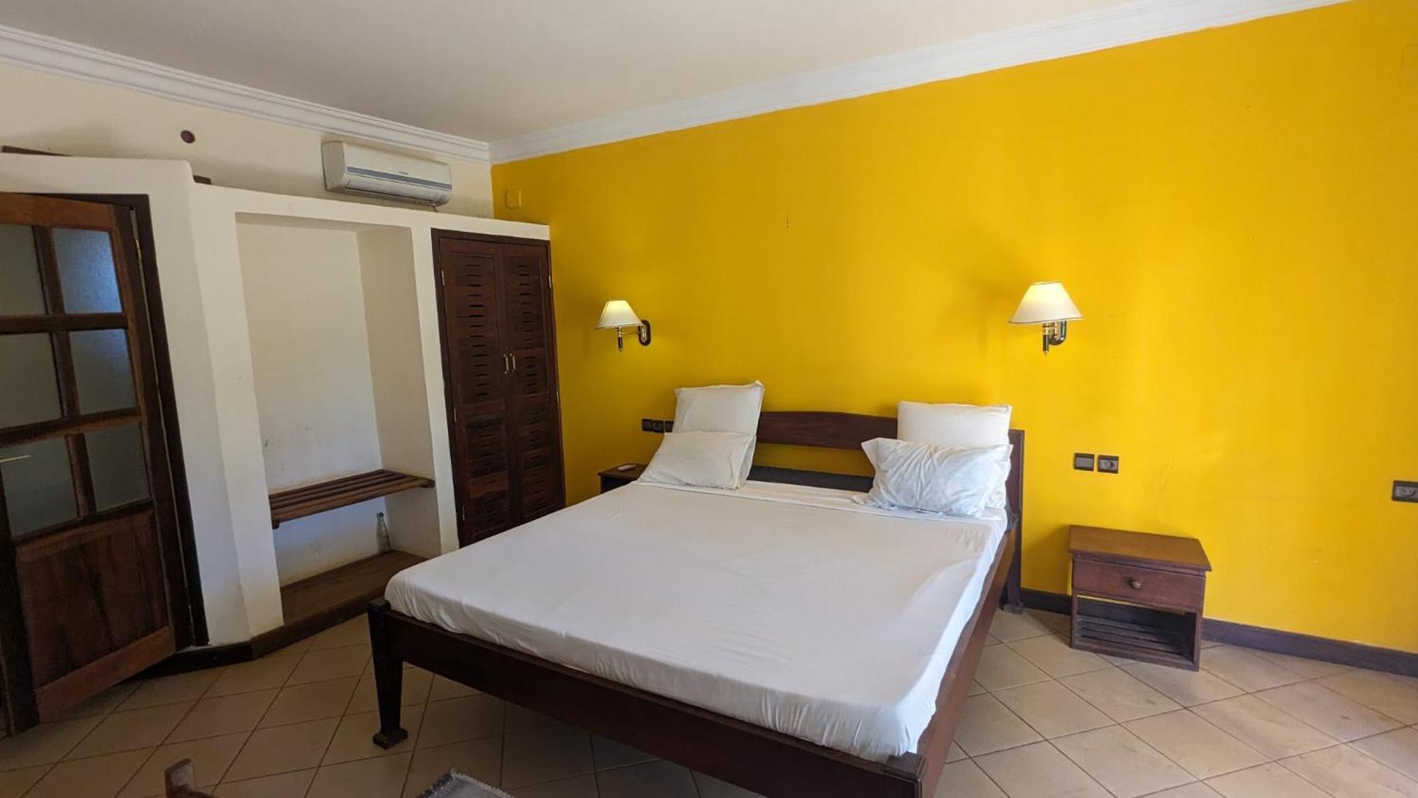 Ar Sun Hotel Antsiranana Екстериор снимка