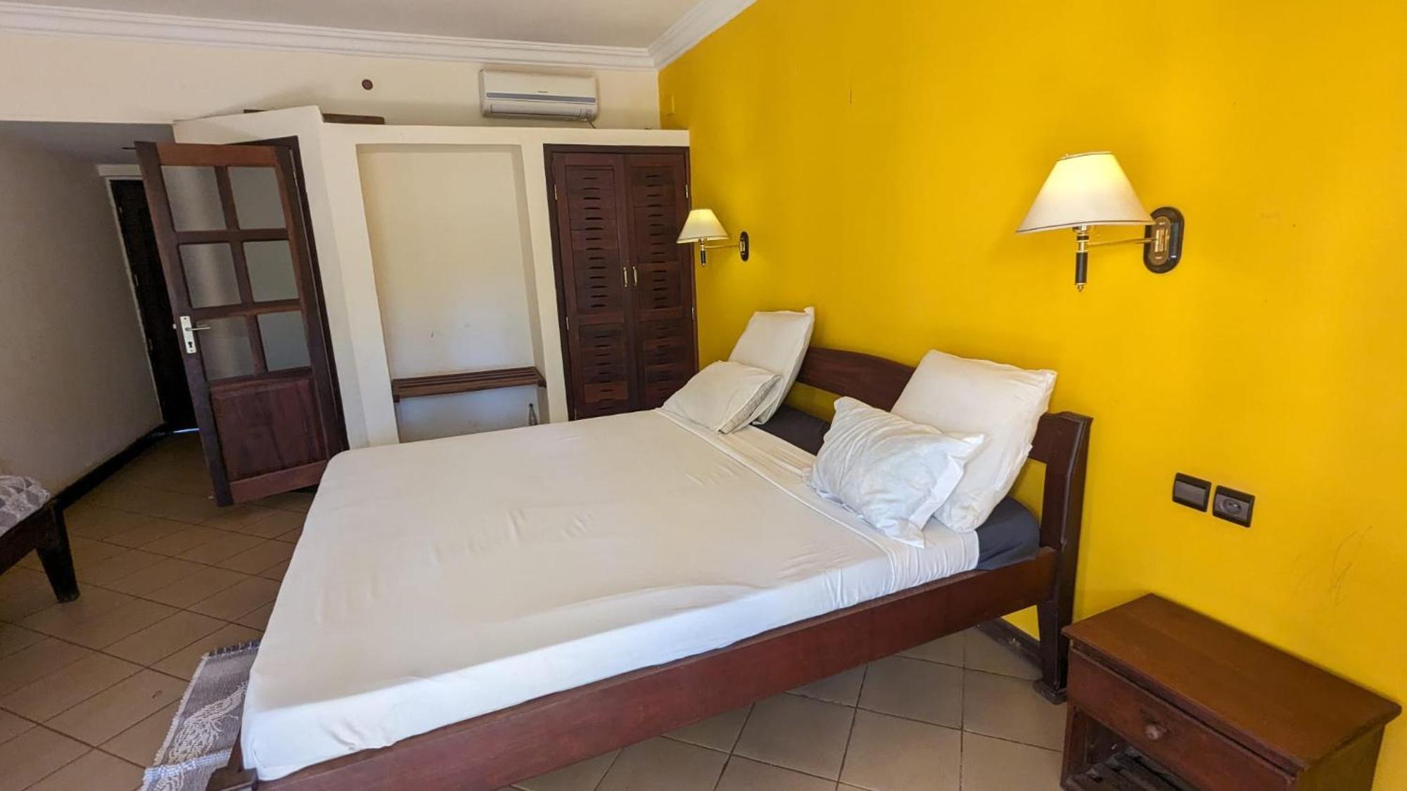 Ar Sun Hotel Antsiranana Екстериор снимка