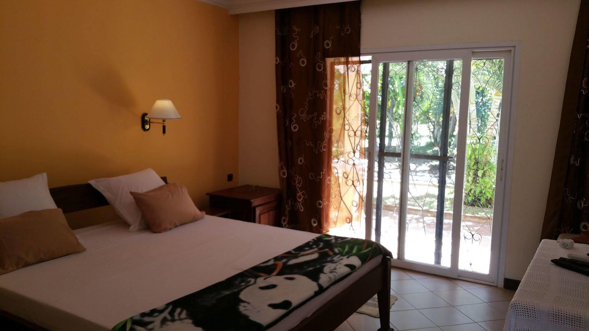 Ar Sun Hotel Antsiranana Екстериор снимка